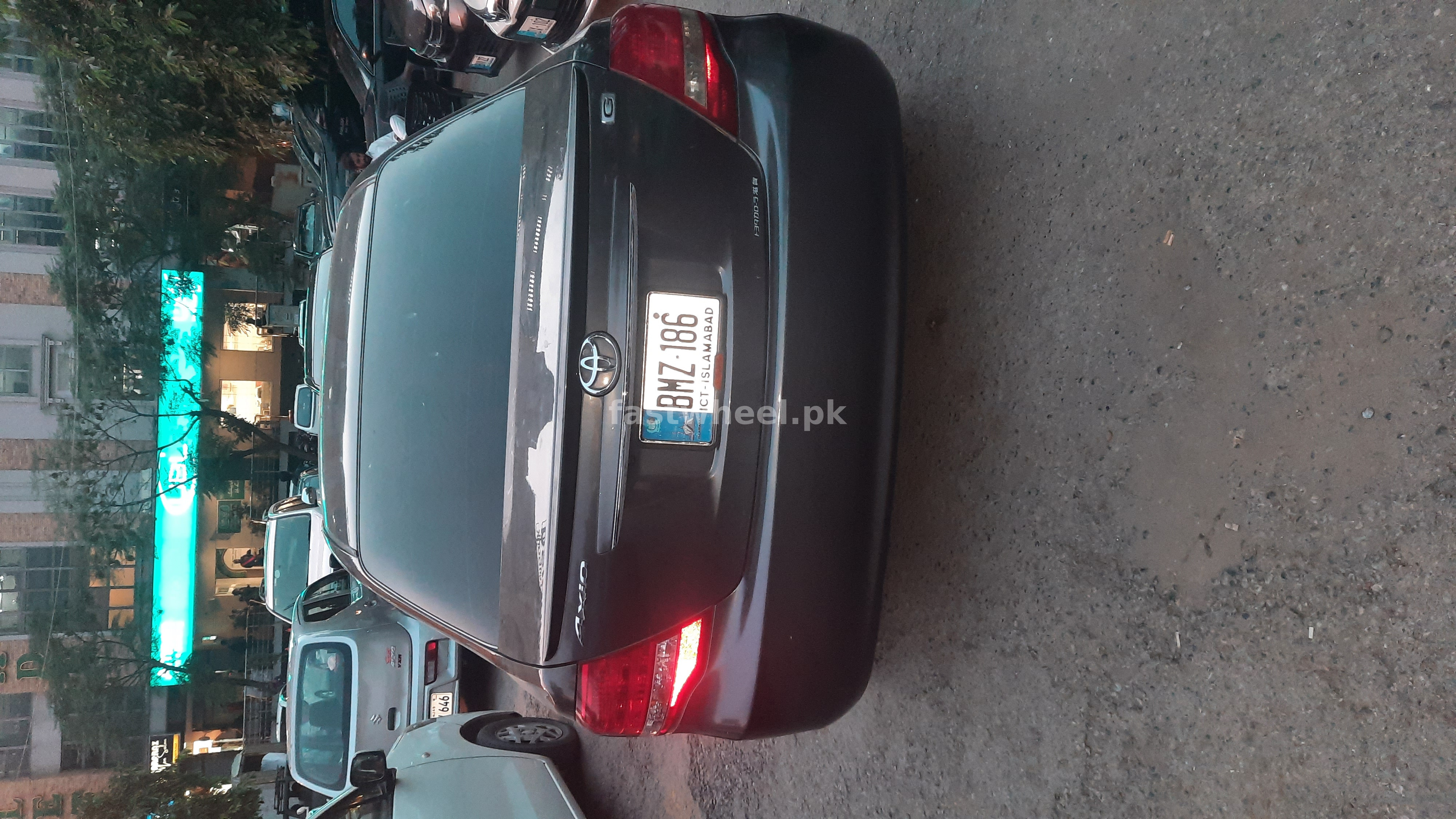Toyota  Corolla Axio (2007)
